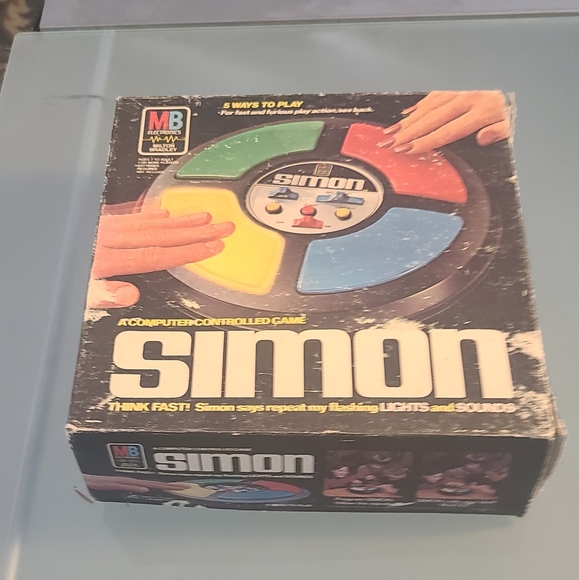 Vintage Simon Says Game - Picture 1 of 6